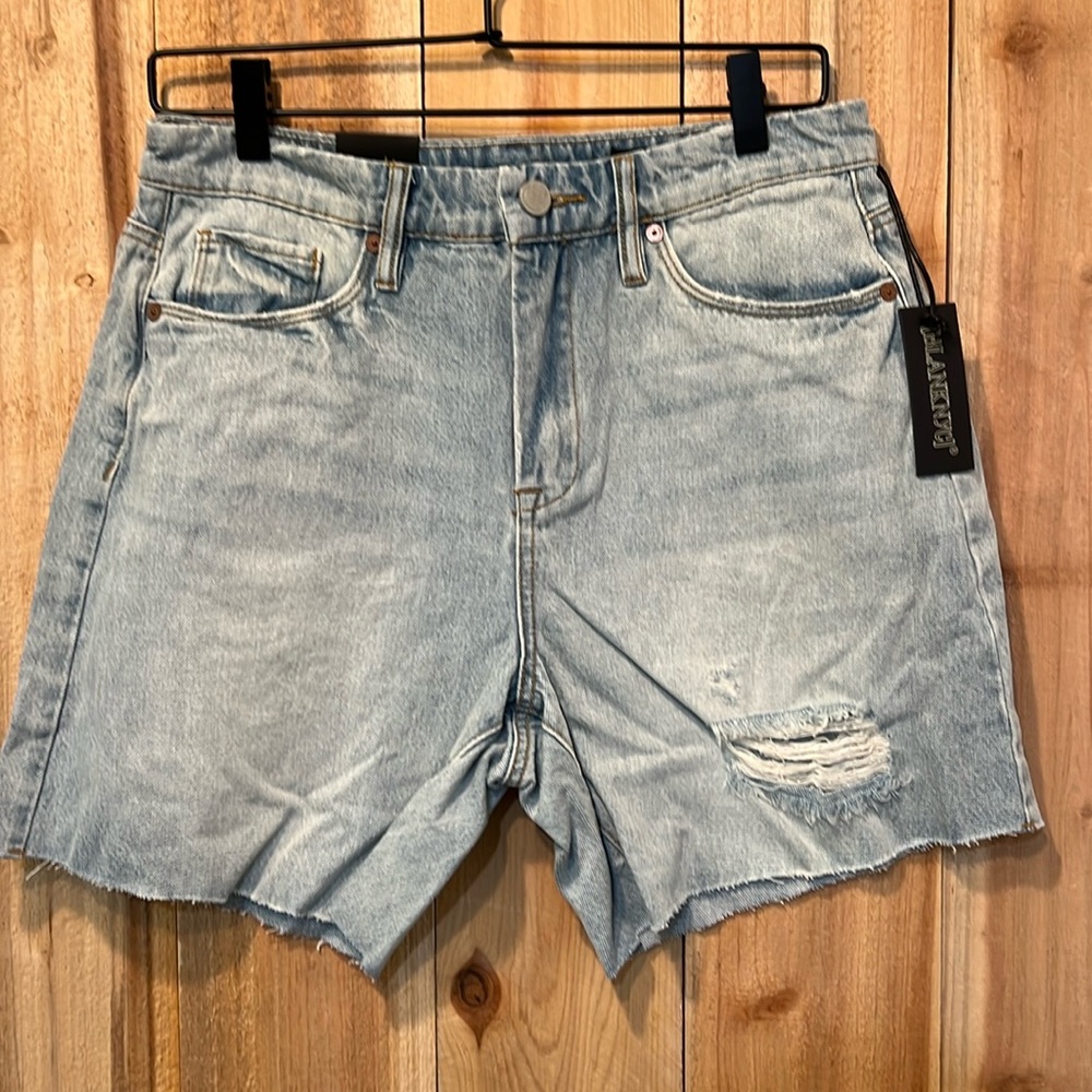 NWT Blank NYC The Warren style Jean shorts